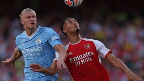 Chiến thắng của Man City mở đường cho Newcastle, khiến Arsenal méo mặt